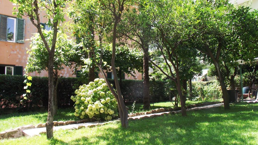 Bed and Breakfast Aristocarli Rom Exterior foto